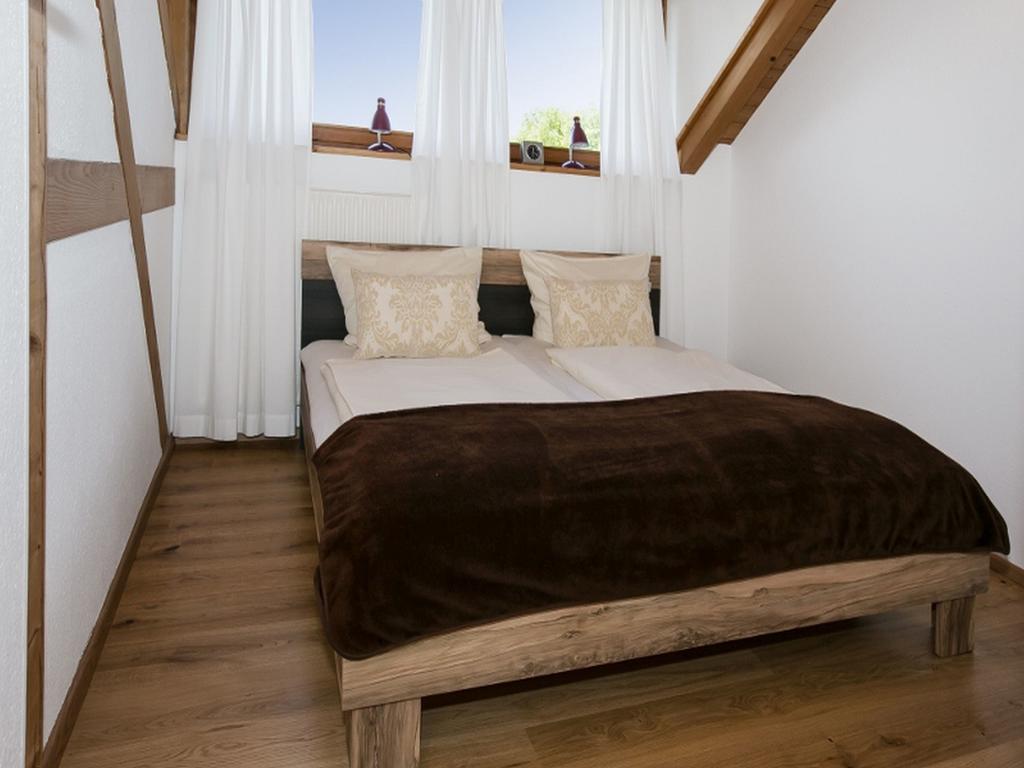 Gaestehaus Huber Immenstaad am Bodensee Room photo